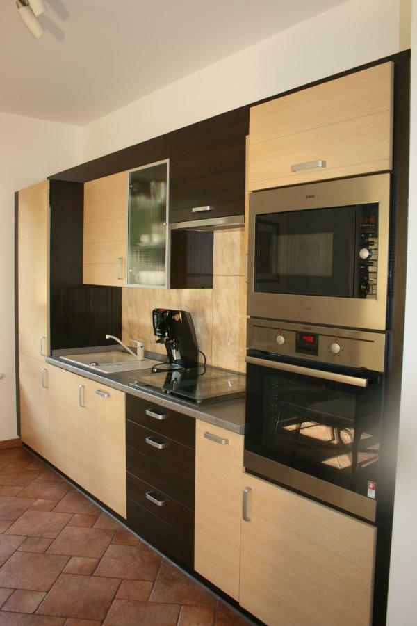 Sunshine Apartament 소포트 외부 사진